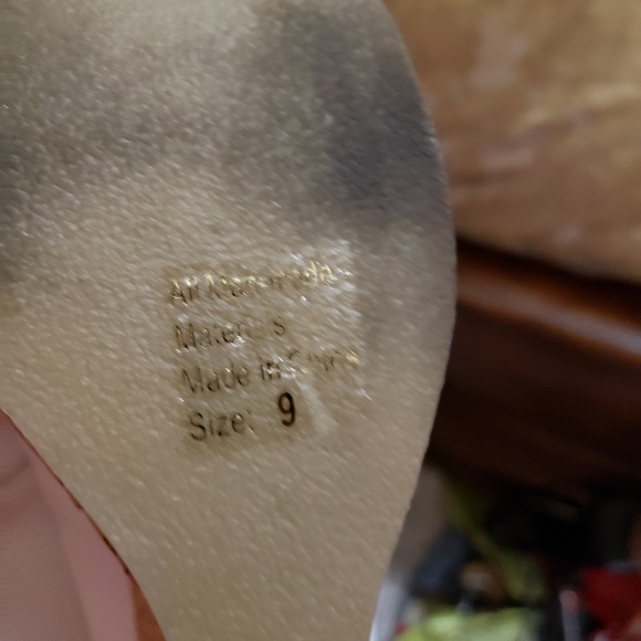 Wedges - Picture 6 of 6